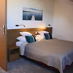 Hotel Cicha Woda 3*