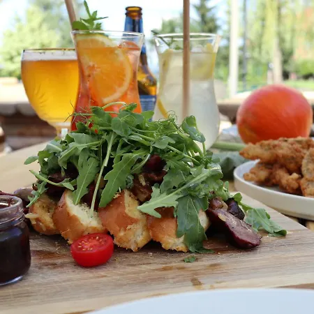 Cicha Woda Hotel Nieporęt